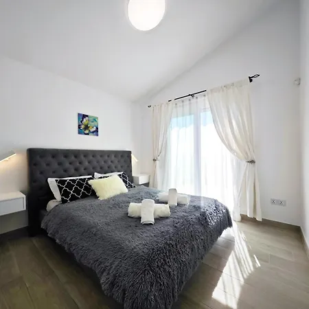 别墅 Sunrise First Line In *