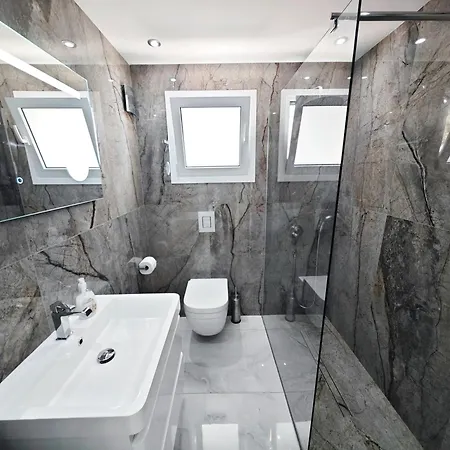 别墅 Sunrise First Line In *