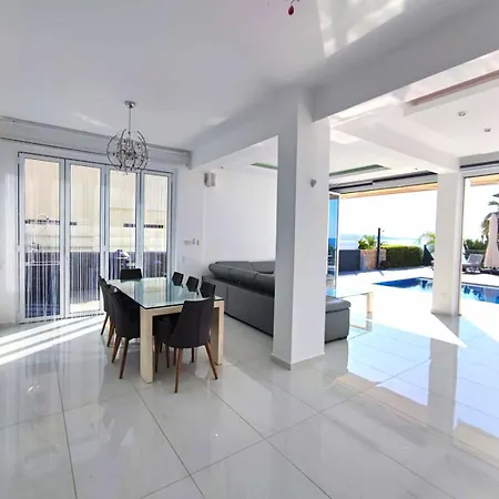 别墅 Sunrise First Line In *