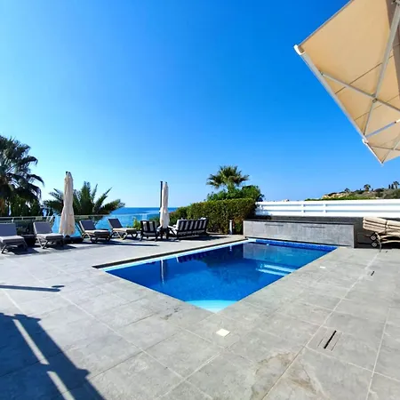 Sunrise First Line In 珊瑚湾