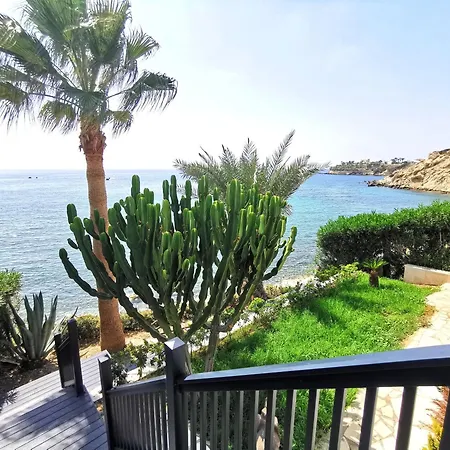 Villa Sunrise First Line In *