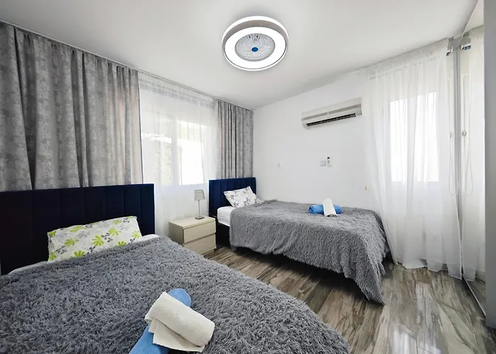 ヴィラ Sunrise First Line In