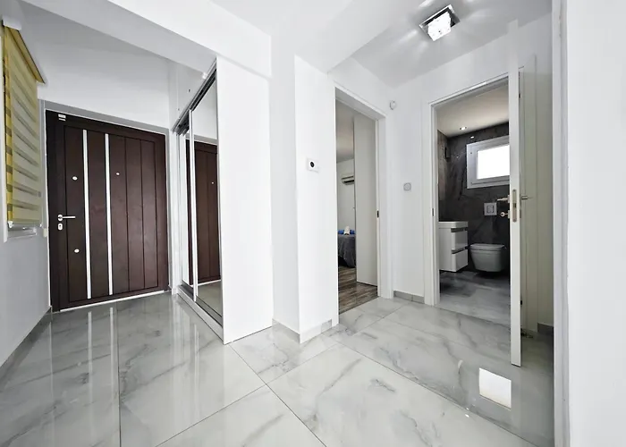 Vila Sunrise First Line In Coral Bay