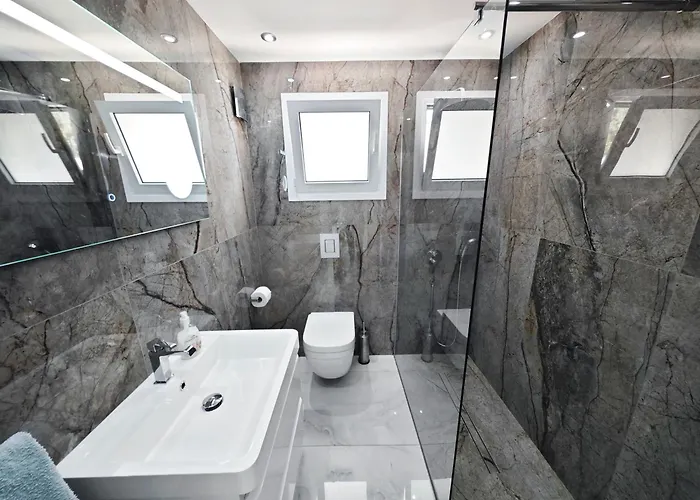 ヴィラ Sunrise First Line In *