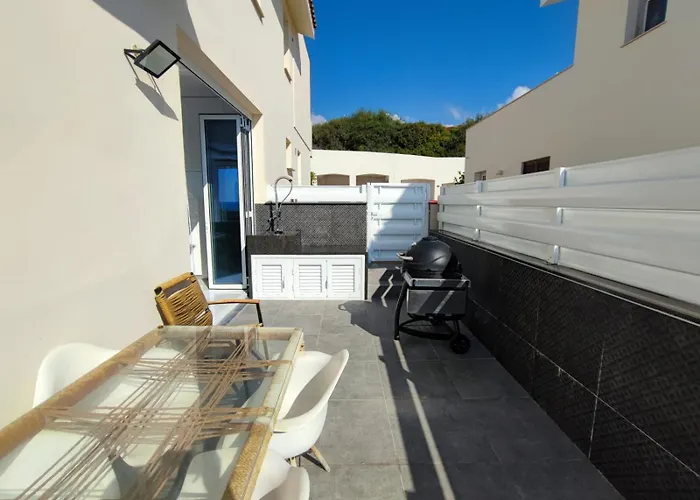 ヴィラ Sunrise First Line In *