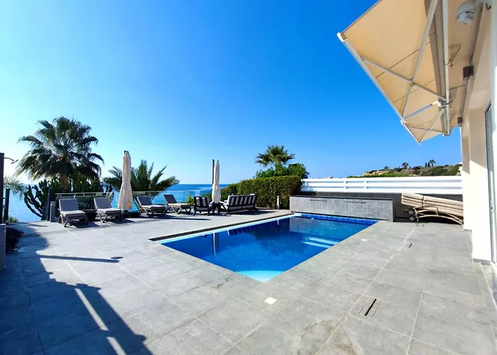 Sunrise First Line In コーラル・ベイ