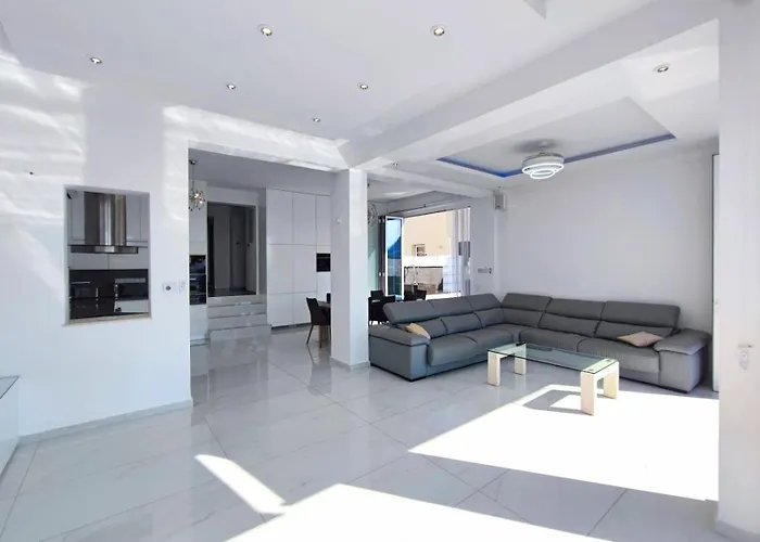 ヴィラ Sunrise First Line In